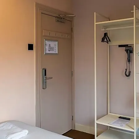 Cs Hotel Hotel 2*